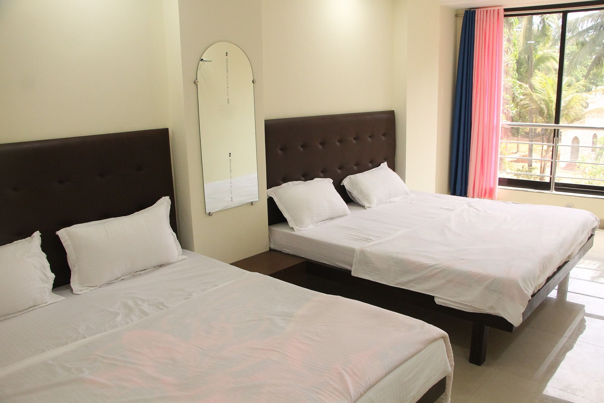 Swaraj The Goan Dream Hotel Калангуте Екстериор снимка