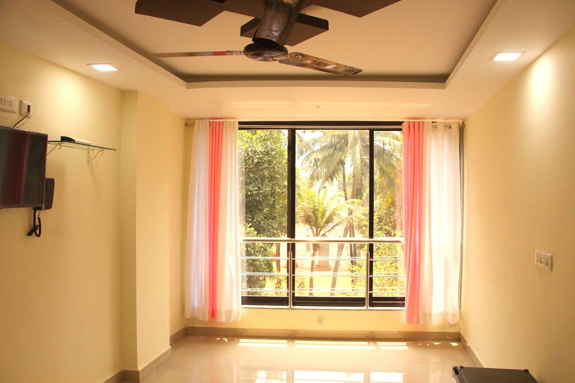 Swaraj The Goan Dream Hotel Калангуте Екстериор снимка